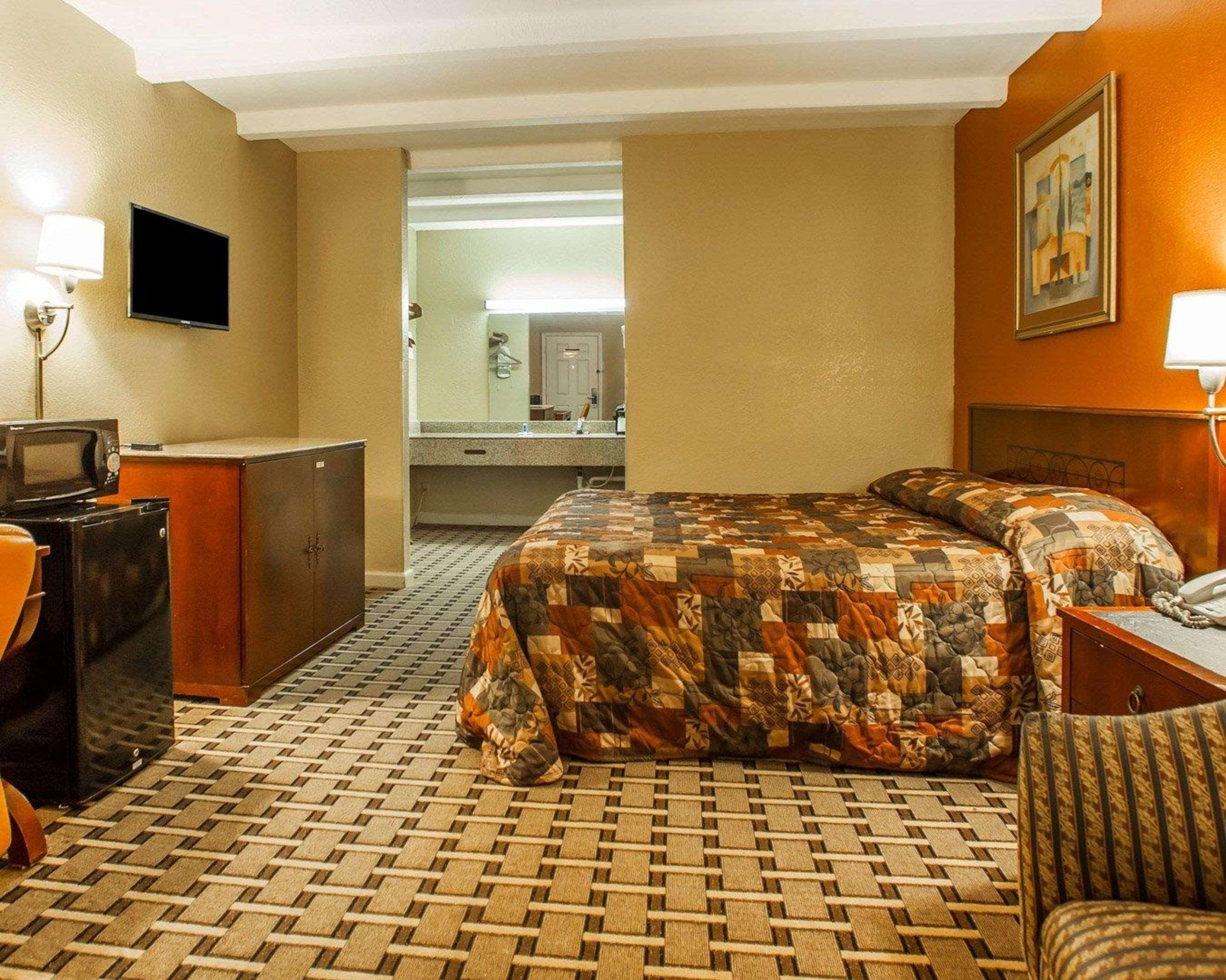 Rodeway Inn Nashville Airport Eksteriør billede